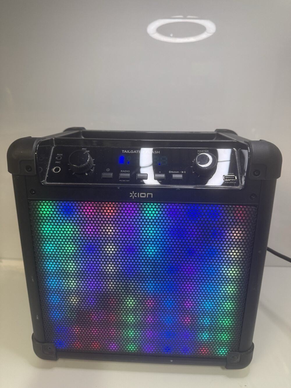 ION Tailgater Flash Bluetooth Speaker iPA-88 Lights For Parts PLEASE READ